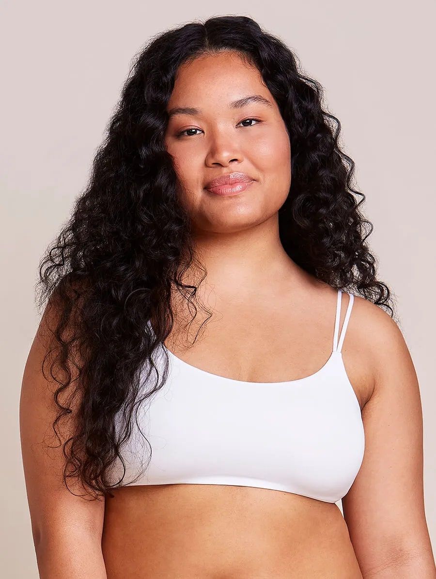 Non-iron microfiber top with removable padding